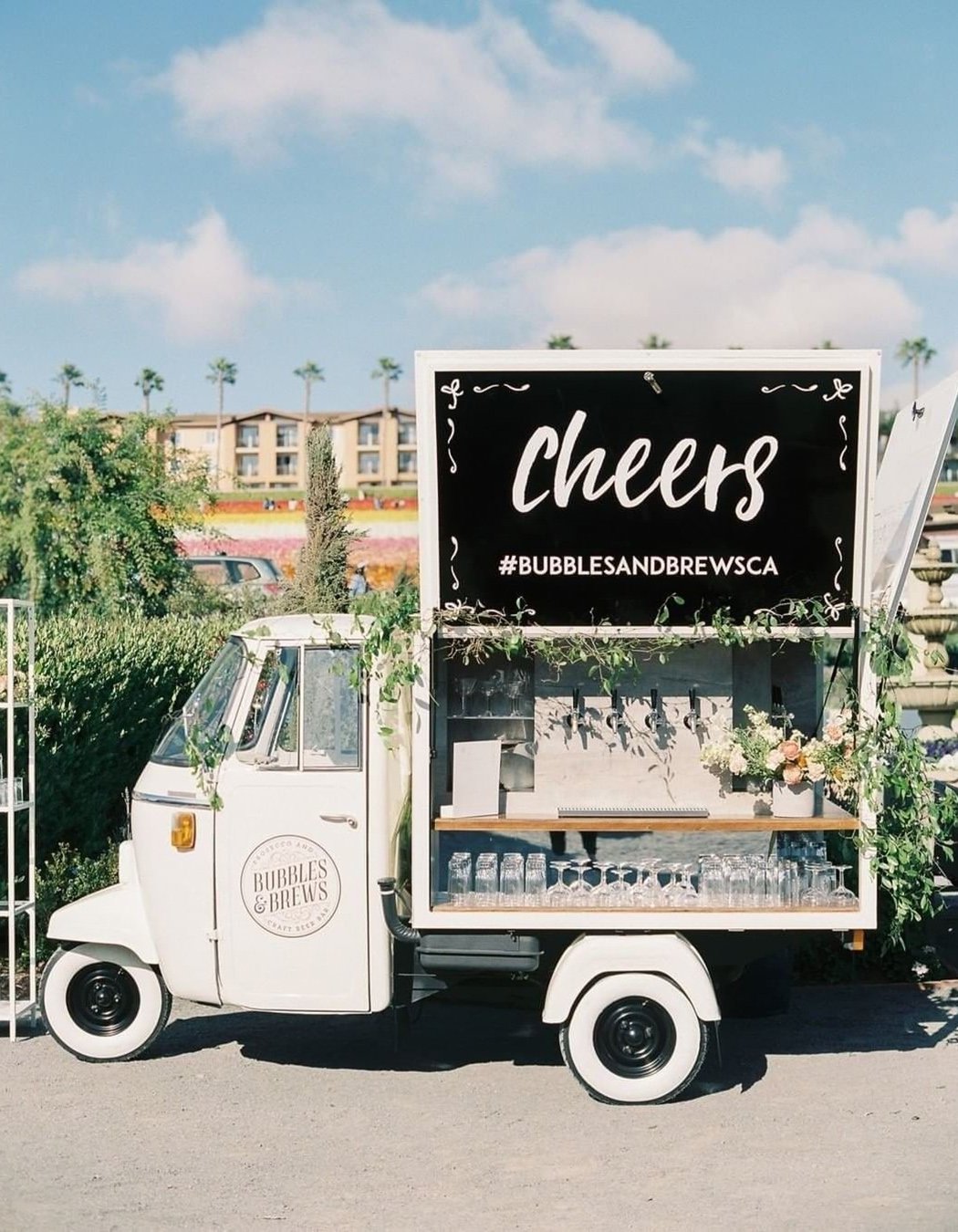 wedding checklist alcohol