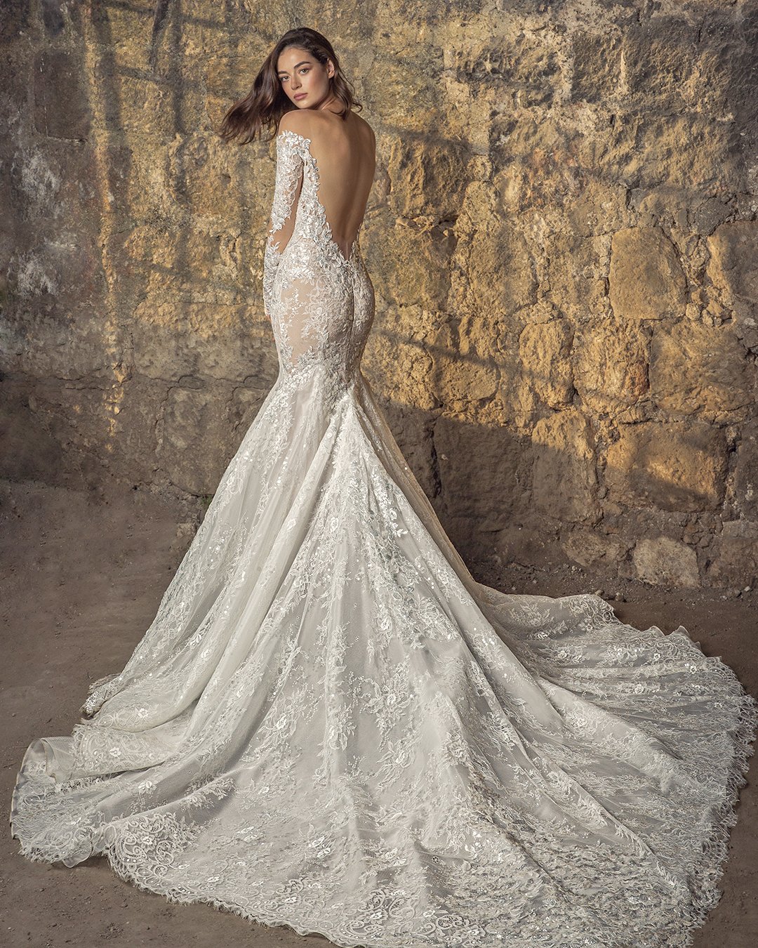 Awesome Lace Bridal Gowns