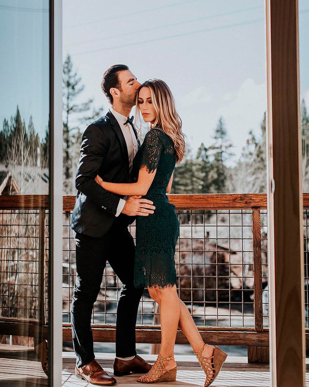 What To Expect At An Engagement Party?