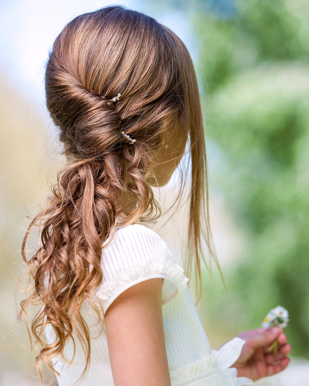 Trendy Ponytail Wedding Flower Girl Hairstyles
