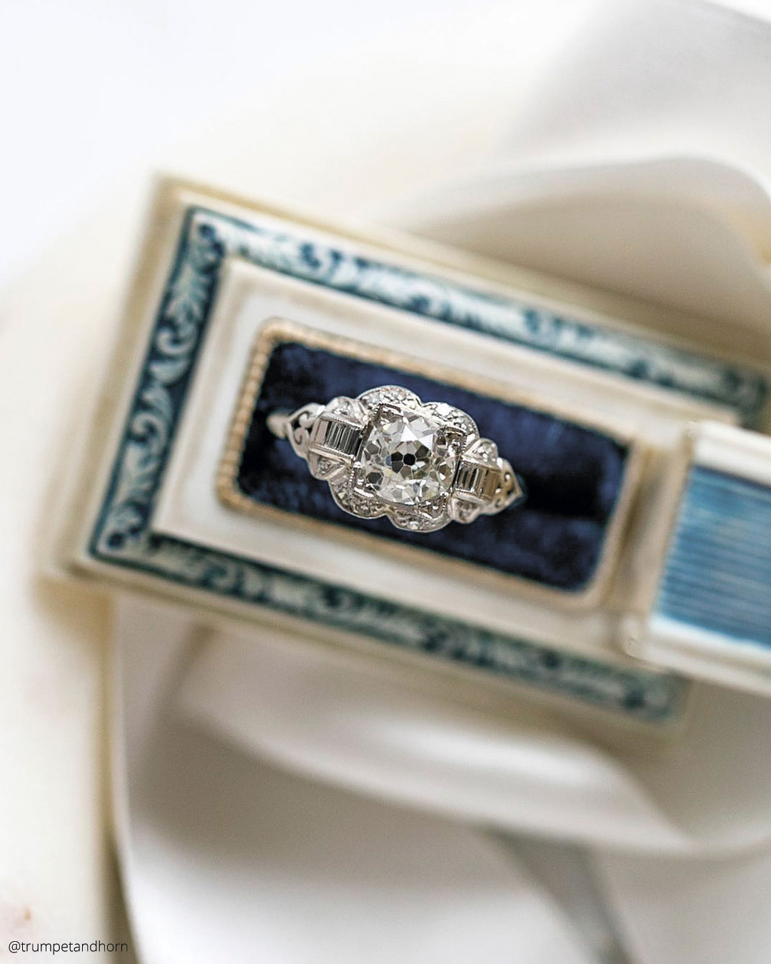 Factors to Consider When Choosing Vintage Wedding Rings