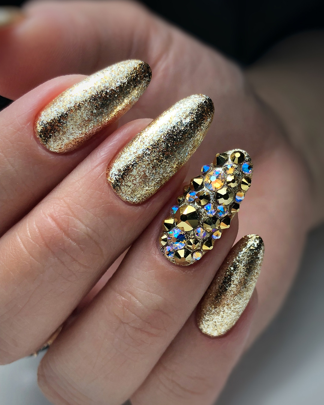 Classy Wedding Guest Nails Ideas