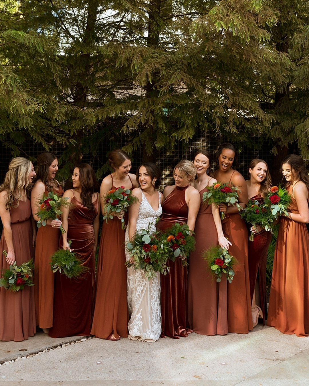 What is the most suitable season and wedding venue?