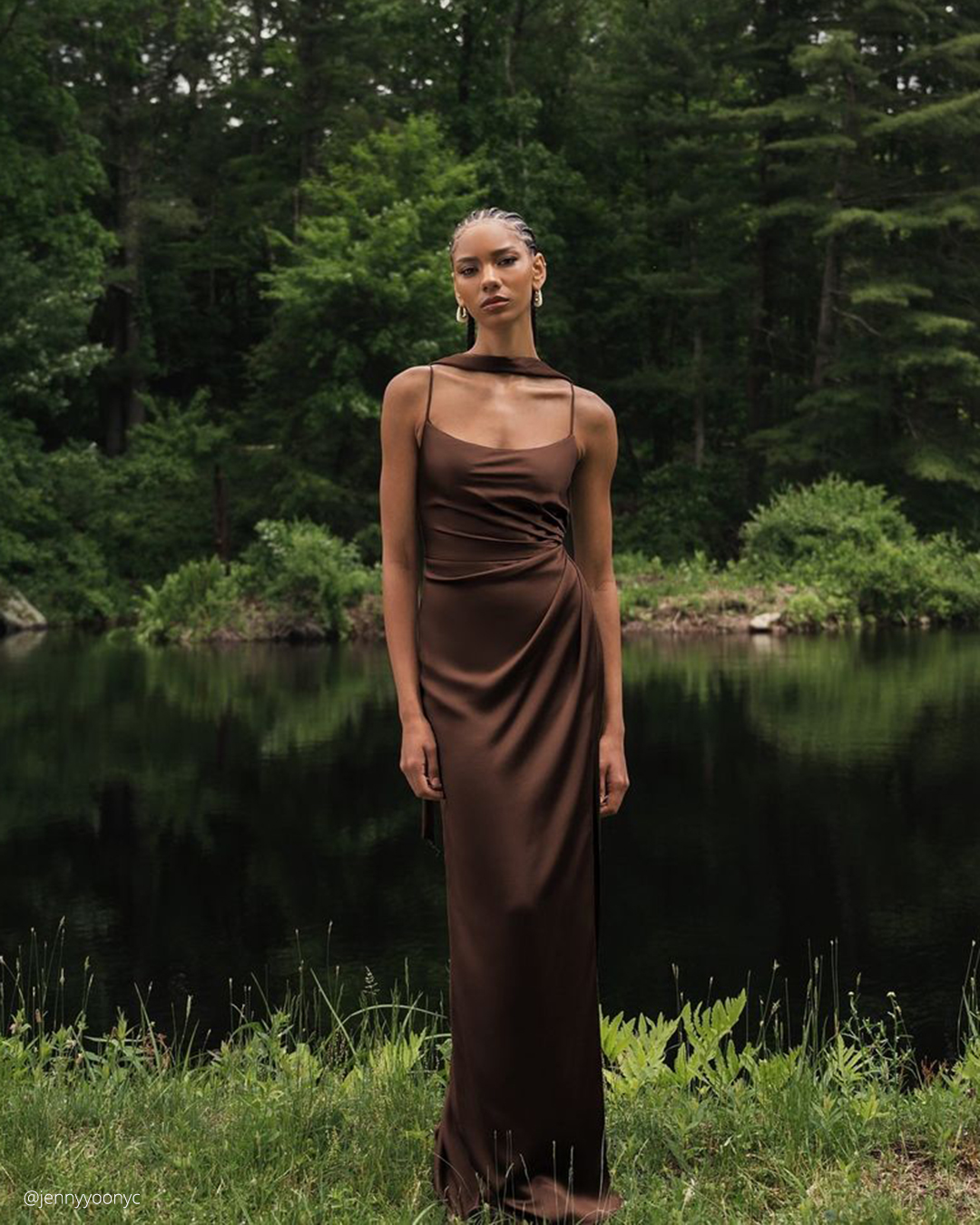 Which skin tone does cinnamon boho rust bridesmaid dress the most?