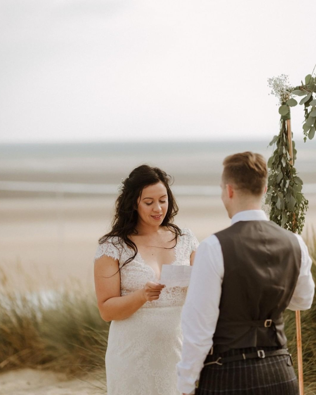 Tips on Writing Romantic Wedding Vows For Her
