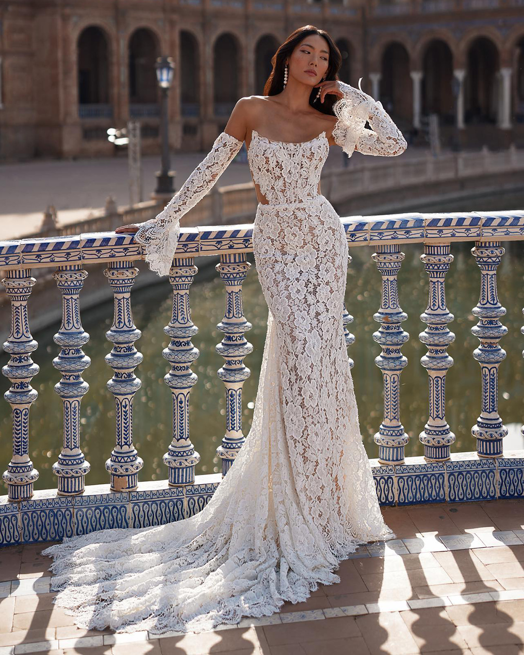 Simple Strapless Wedding Dresses