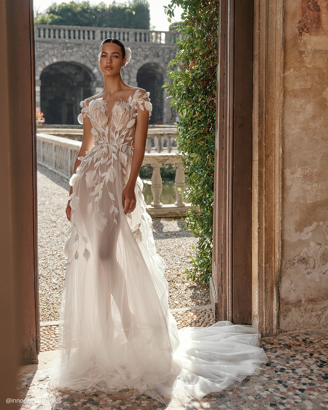 Lace Wedding Dresses