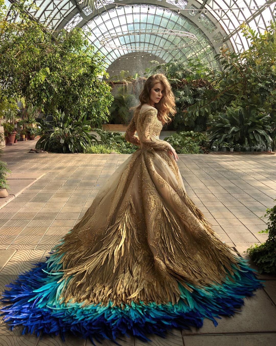 Gold Wedding Dresses For Bride With Sleeves
