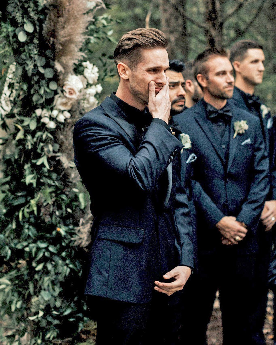Elegant Mens Black Suits