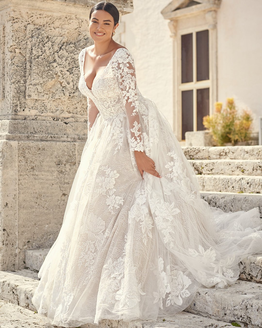 Ball Gown Plus Size Women's Suits For Wedding