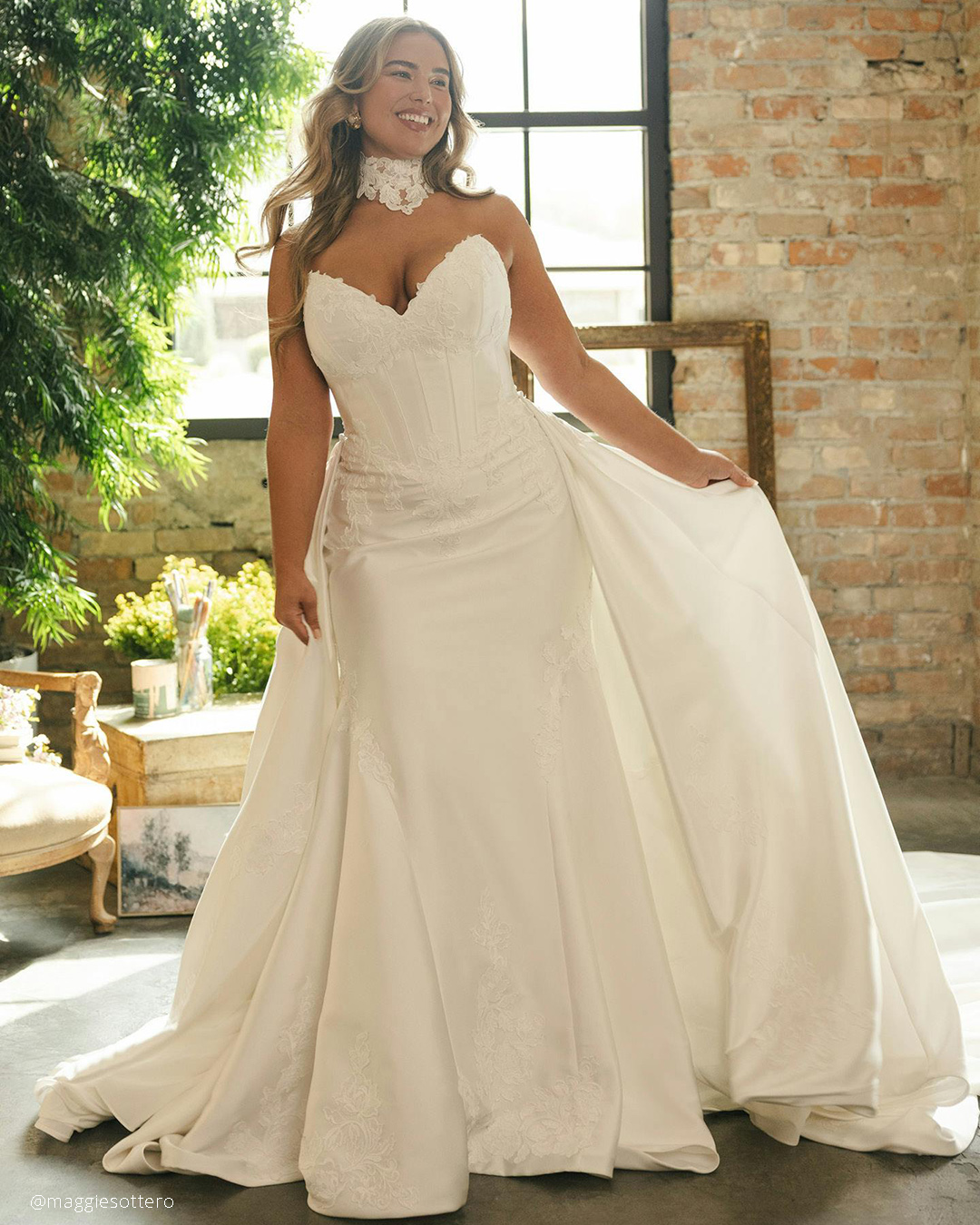 Colorful Unique Plus Size Wedding Dresses