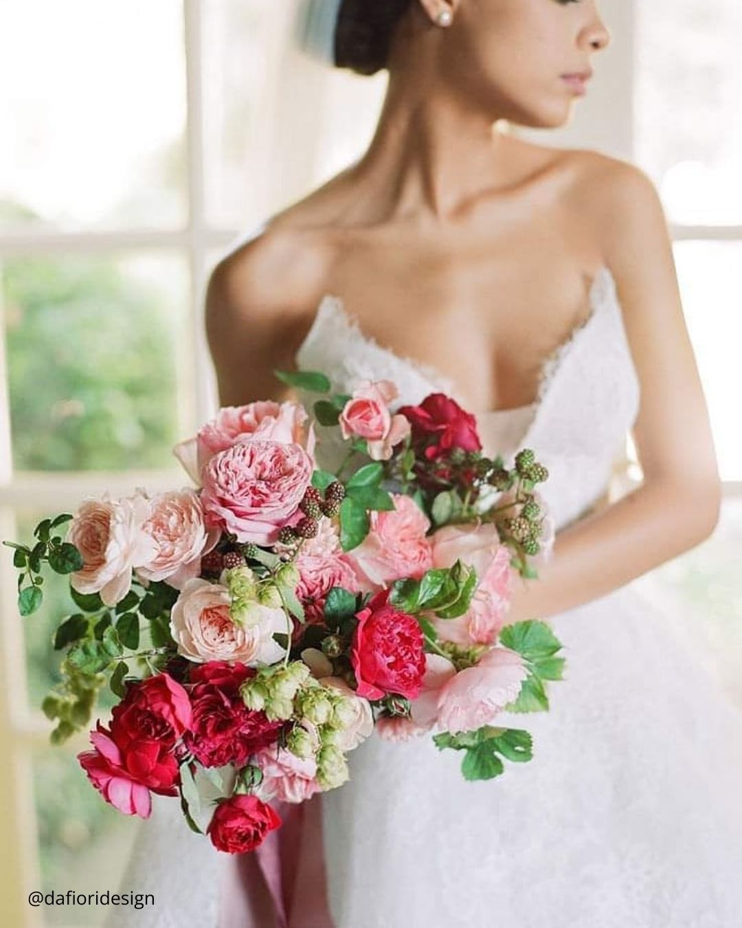 Bouquets With Pink Roses