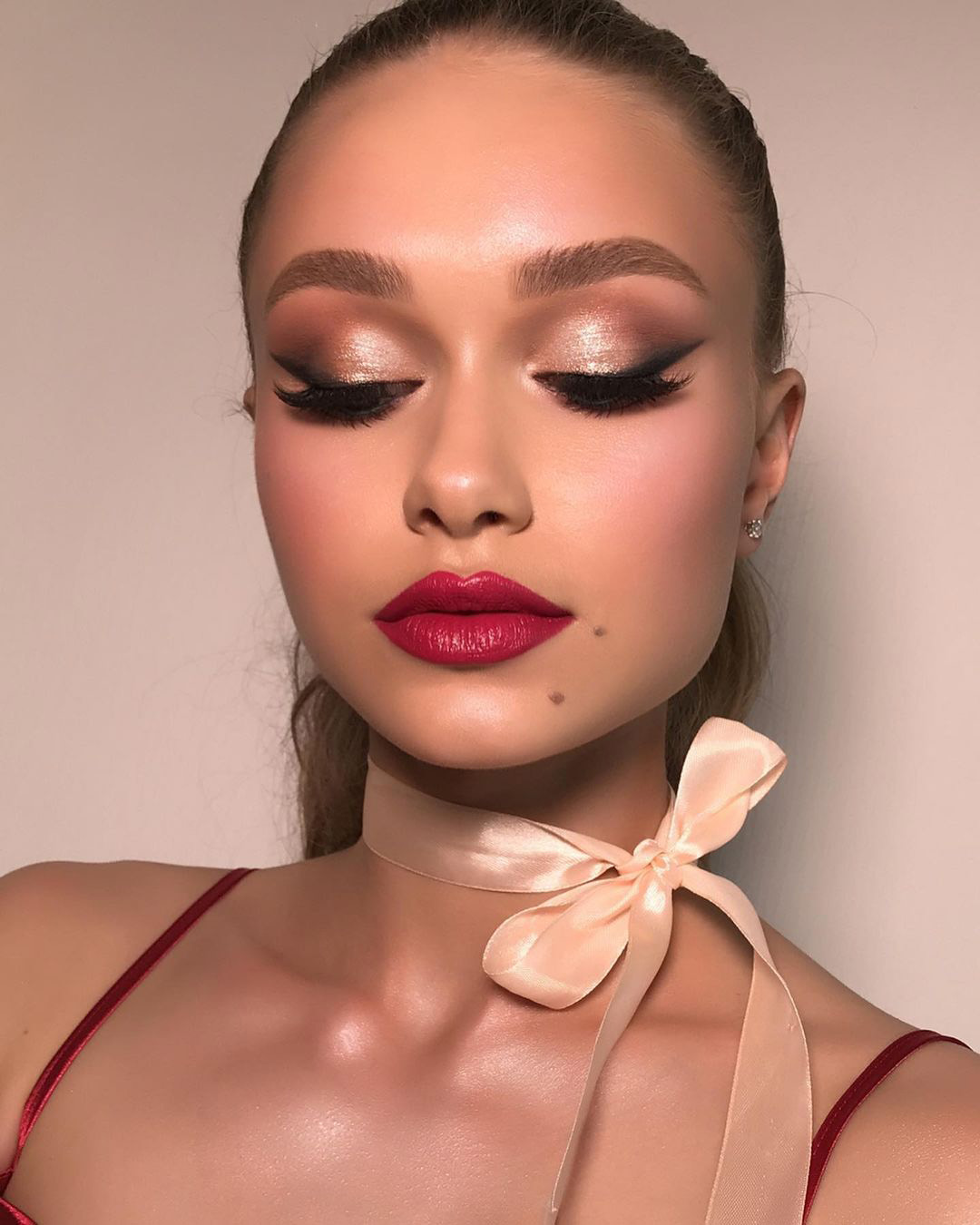 Dramatic Smokey Eyes and Red Lipstick for Brides