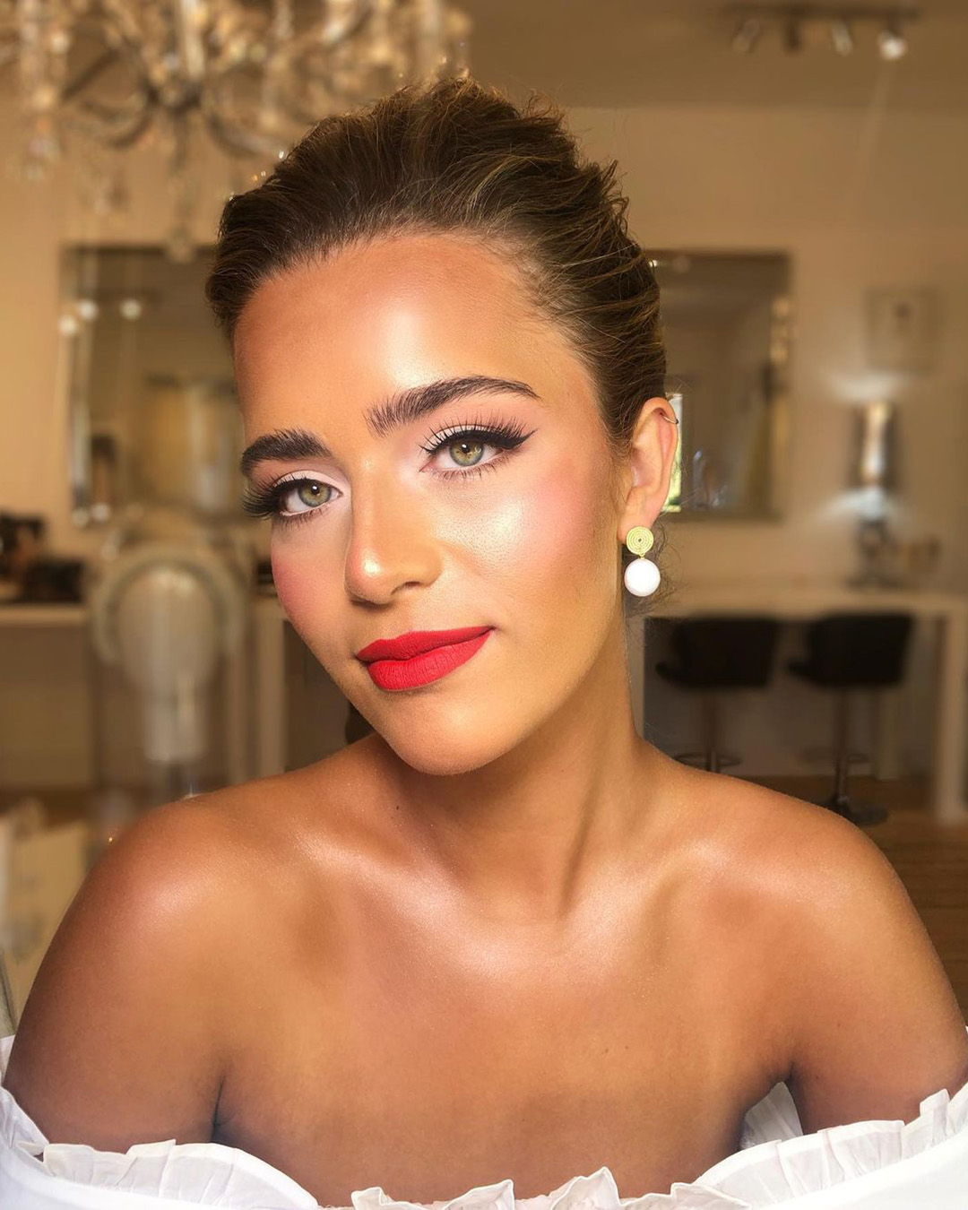 Elegant Evening Makeup Ideas for Weddings