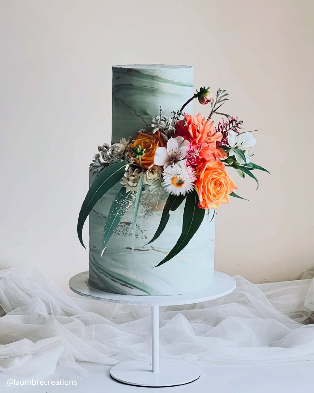 Light Gray Marble Wedding Cakes