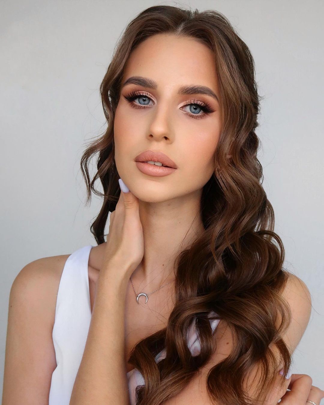 Fall Makeup For Bride’s Lips