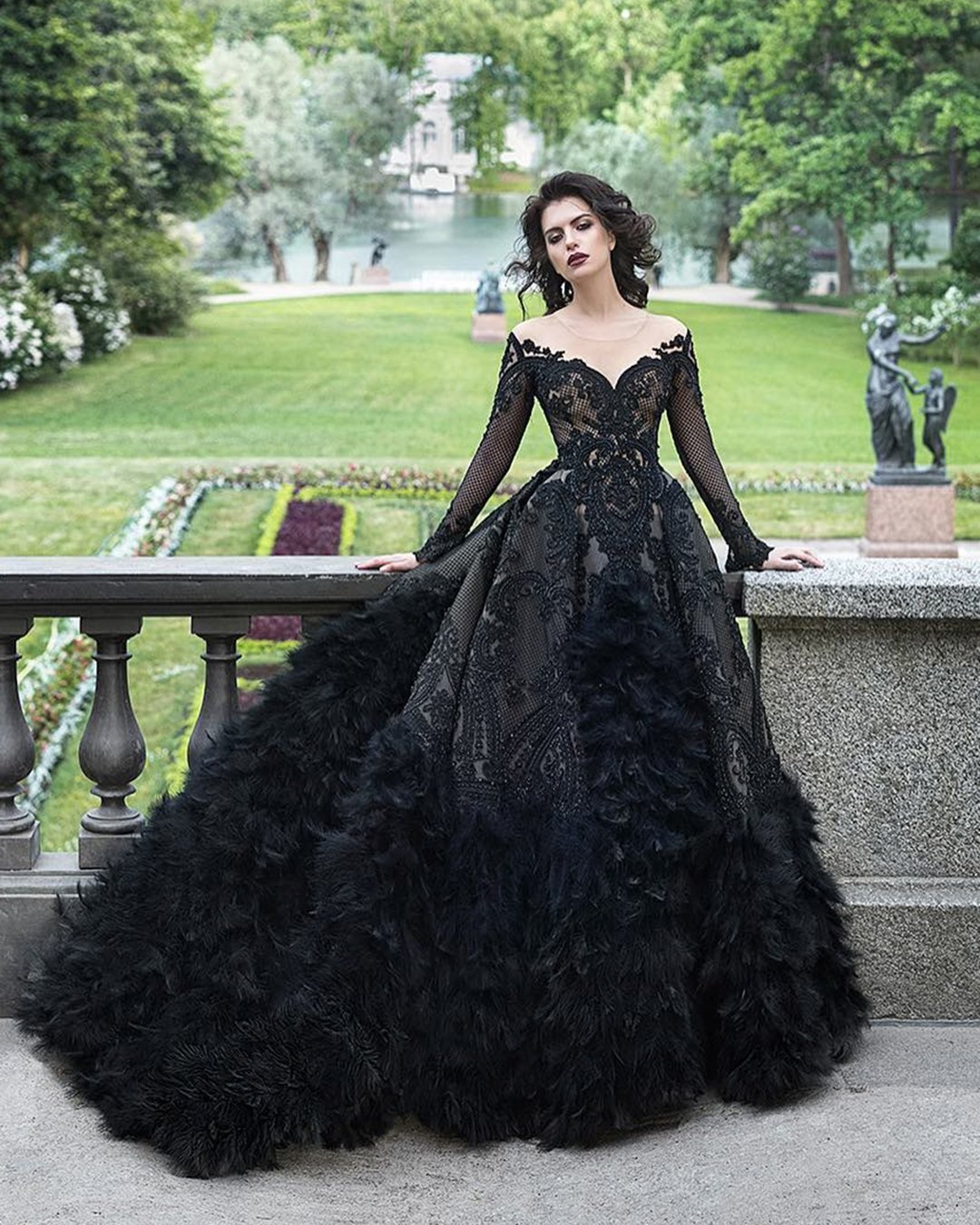 Best Gothic Wedding Outfits