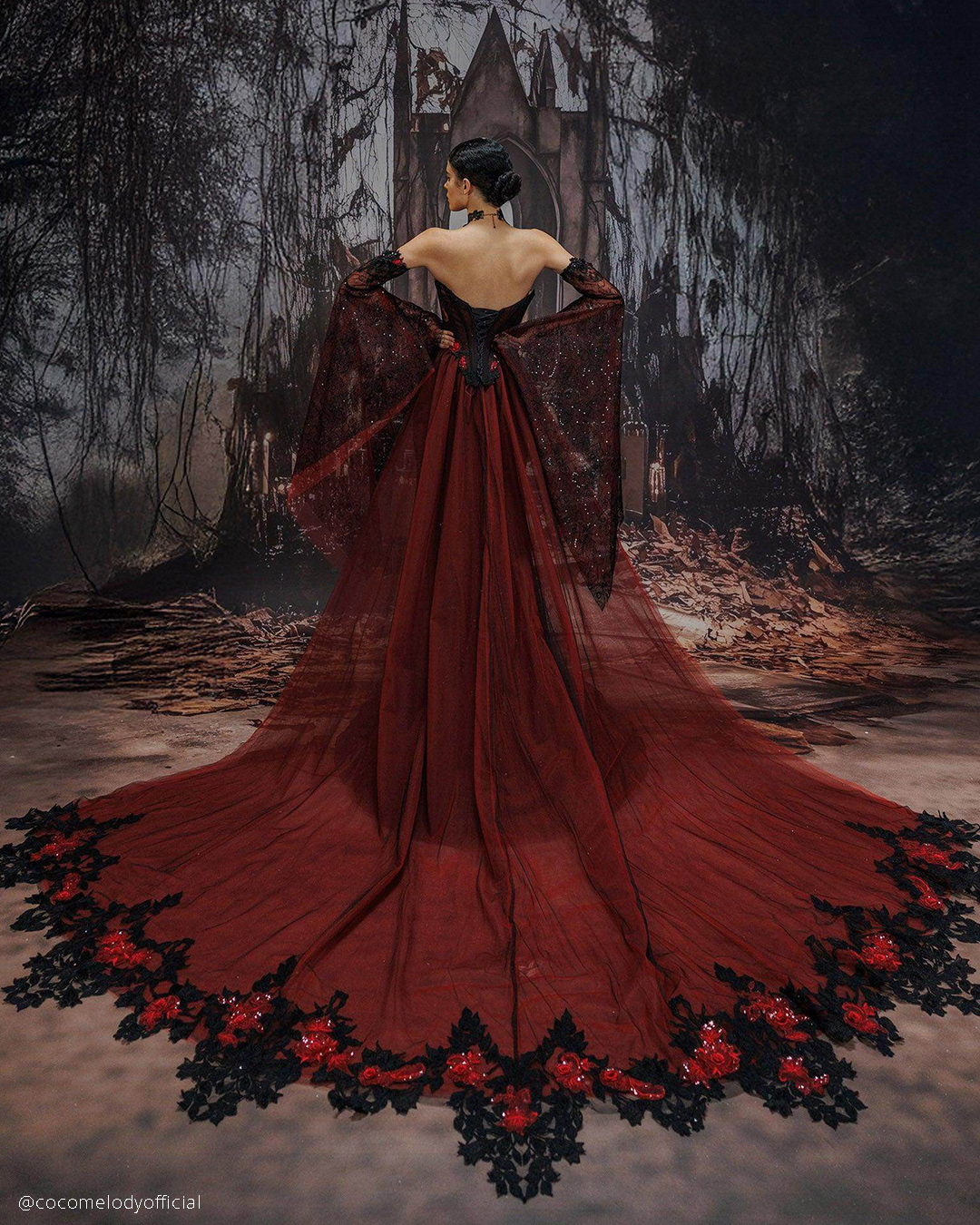 Red And Black Gothic Wedding Dresses