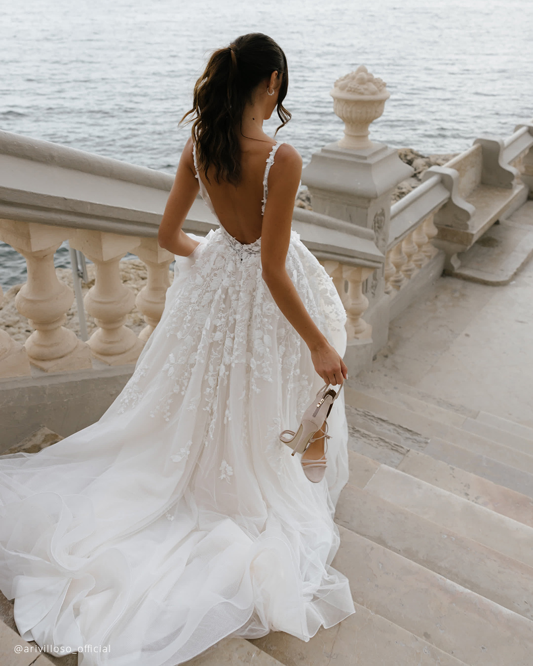 Beach Bridal Gowns With Spaghetti Straps