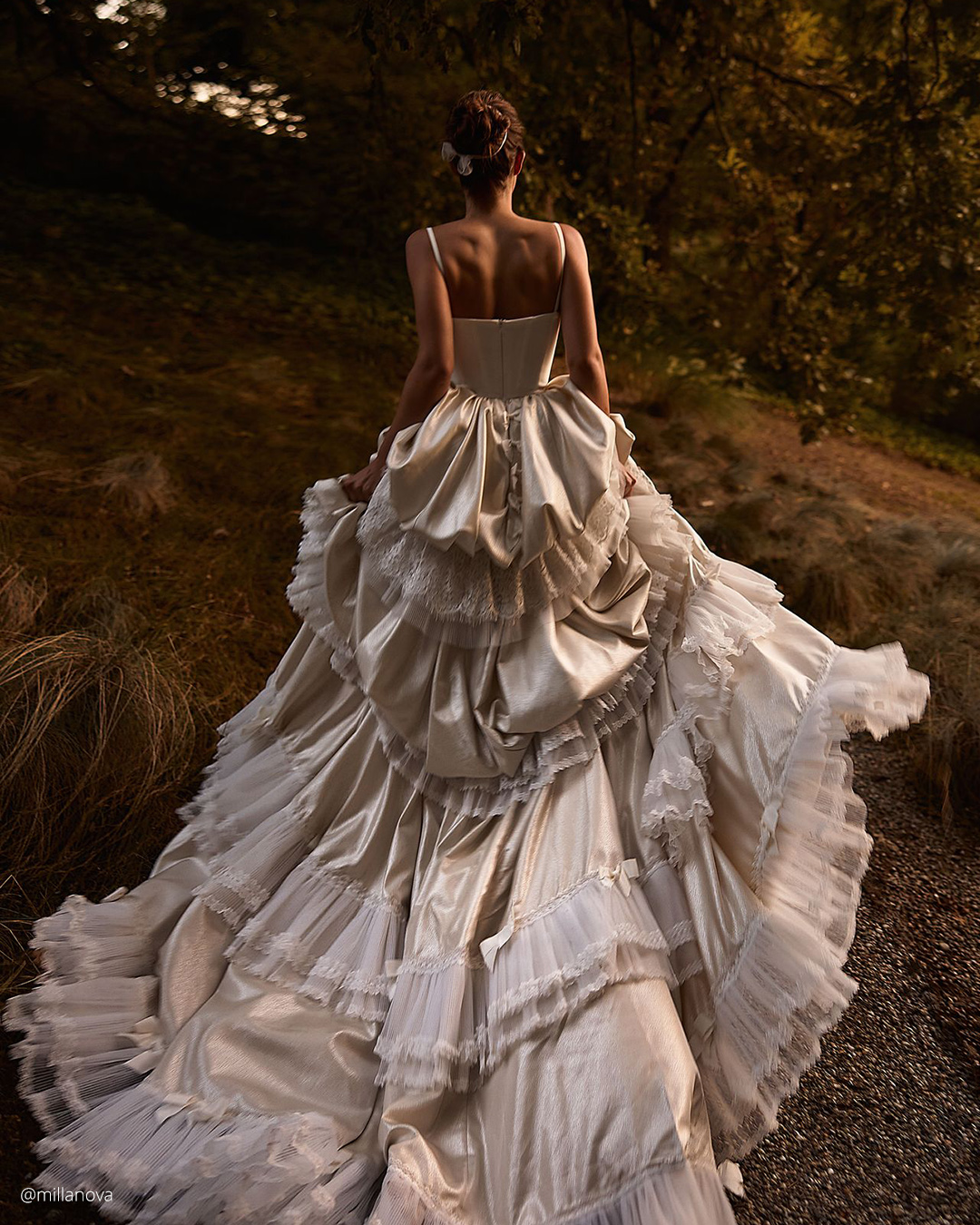 Ball Gown 1800 Wedding Dresses